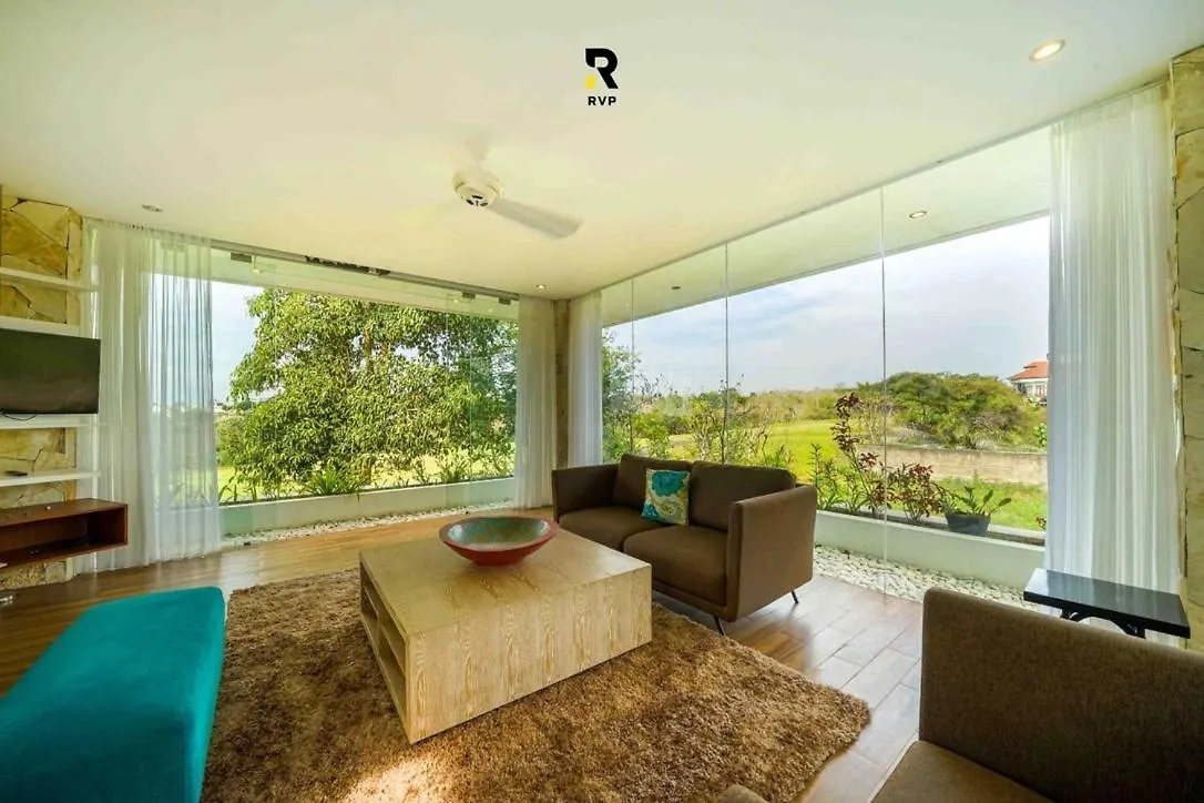 Spacious 1-Bedroom Villa With 850Sqm Of Stylish Space Badung