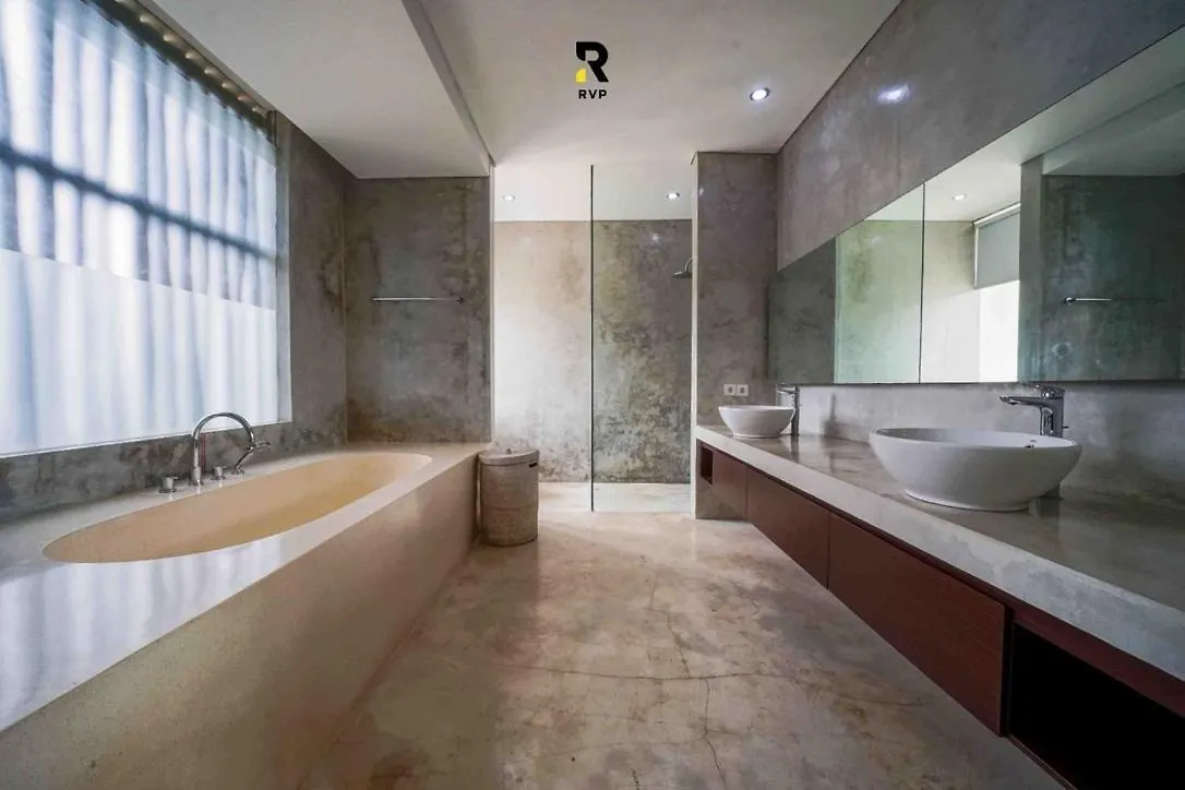 Spacious 1-Bedroom Villa With 850Sqm Of Stylish Space Badung