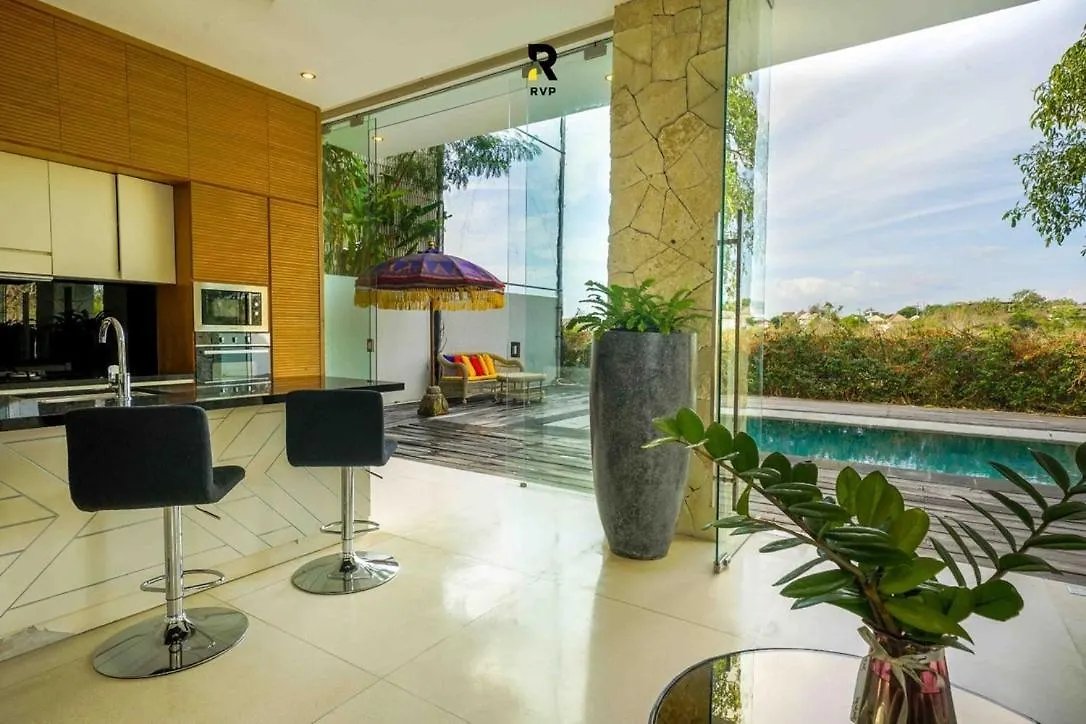 Spacious 1-Bedroom Villa With 850Sqm Of Stylish Space Badung  0*, Badung (Bali)