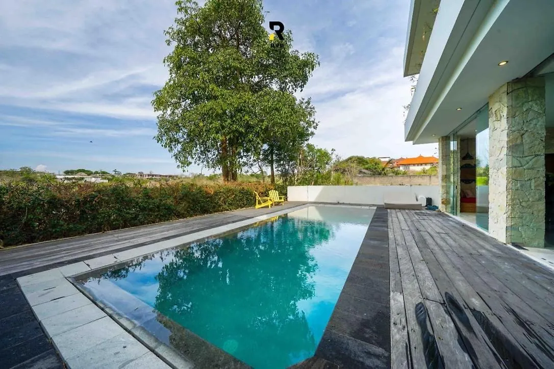Spacious 1-Bedroom Villa With 850Sqm Of Stylish Space Badung  0*, Badung (Bali)